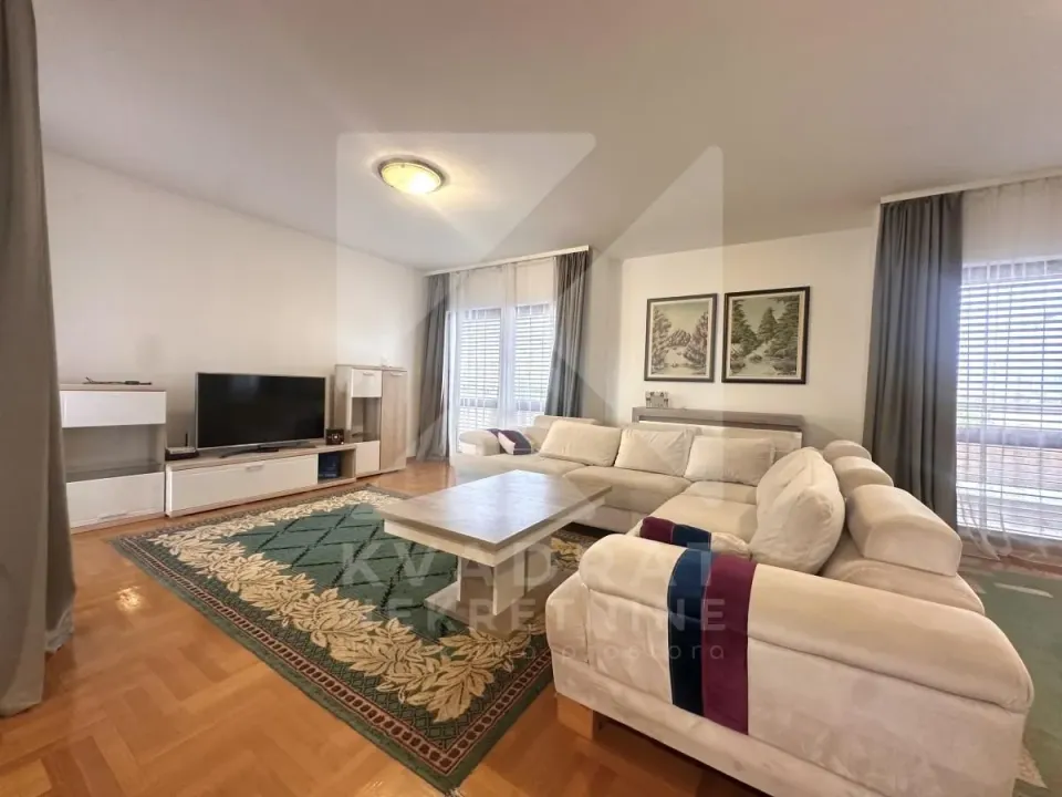 Rent, three bedroom apartment, 176m², Stari Aerodrom, Podgorica