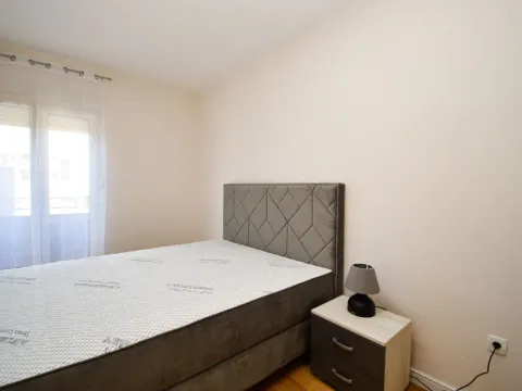 Izdavanje, jednosoban stan, 42m², Central Point, Podgorica - image 6