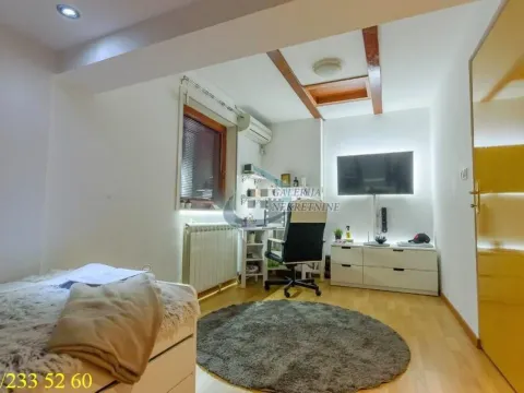 Prodaja, četvorosoban stan, 104m², Stari Grad, Beograd - image 16