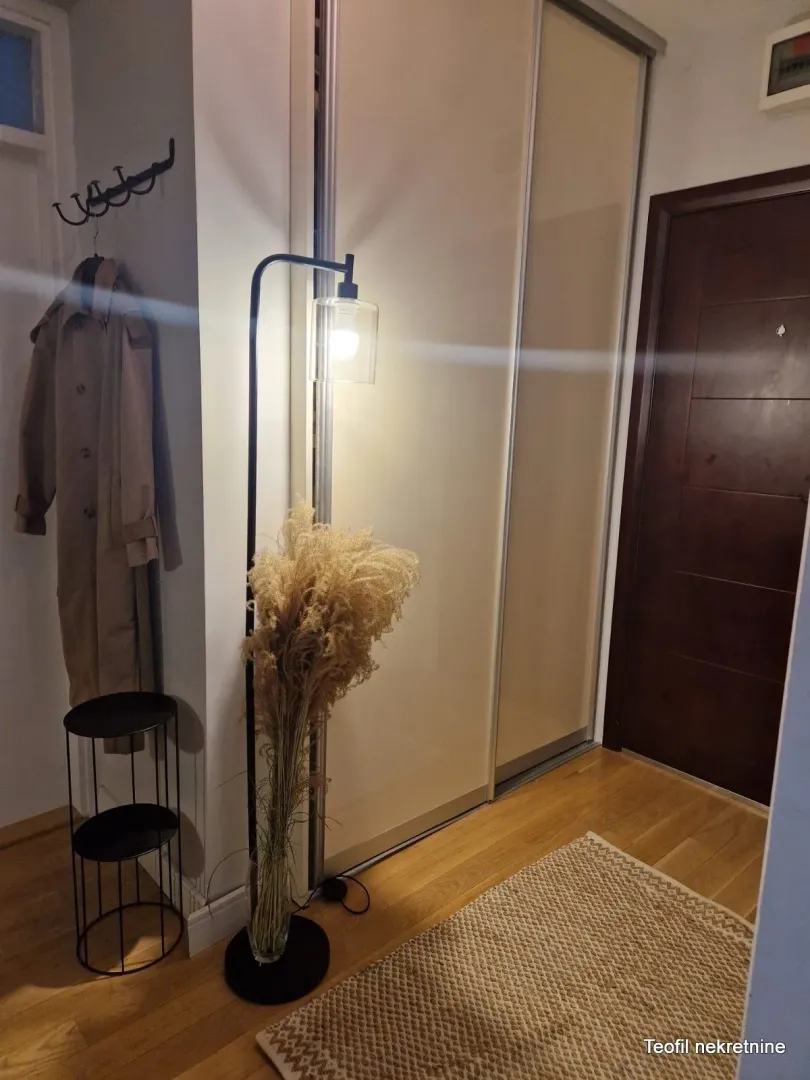 Rent, one bedroom apartment, 43m², Stari Grad, Beograd