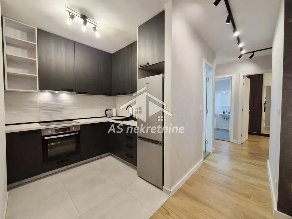 Rent, three bedroom apartment, 95m², Trošarina, Voždovac Sve Podlokacije