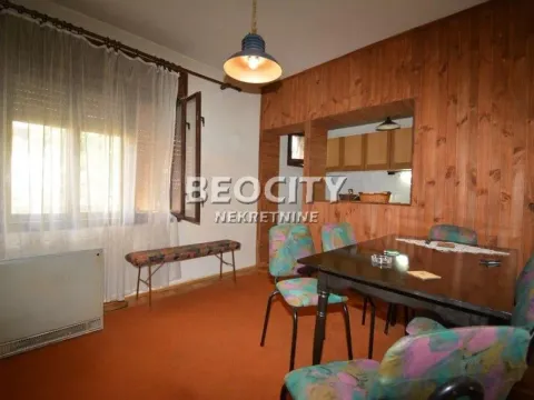 Sale, house, 255m², Kaluđerica, Beograd - image 20
