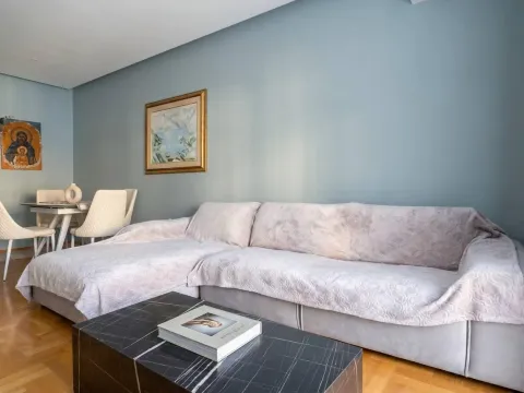 Sale, one bedroom apartment, 44m², Centar, Budva - image 2