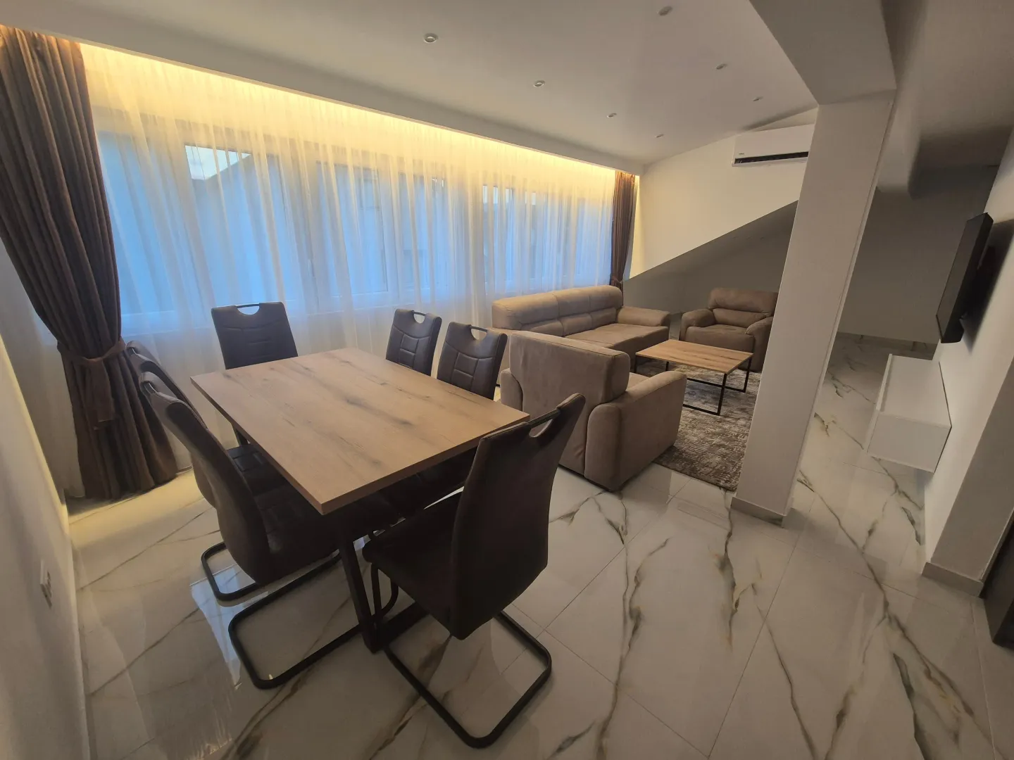 Izdavanje, jednosoban stan, 59m², Dalmatinska ulica, Podgorica