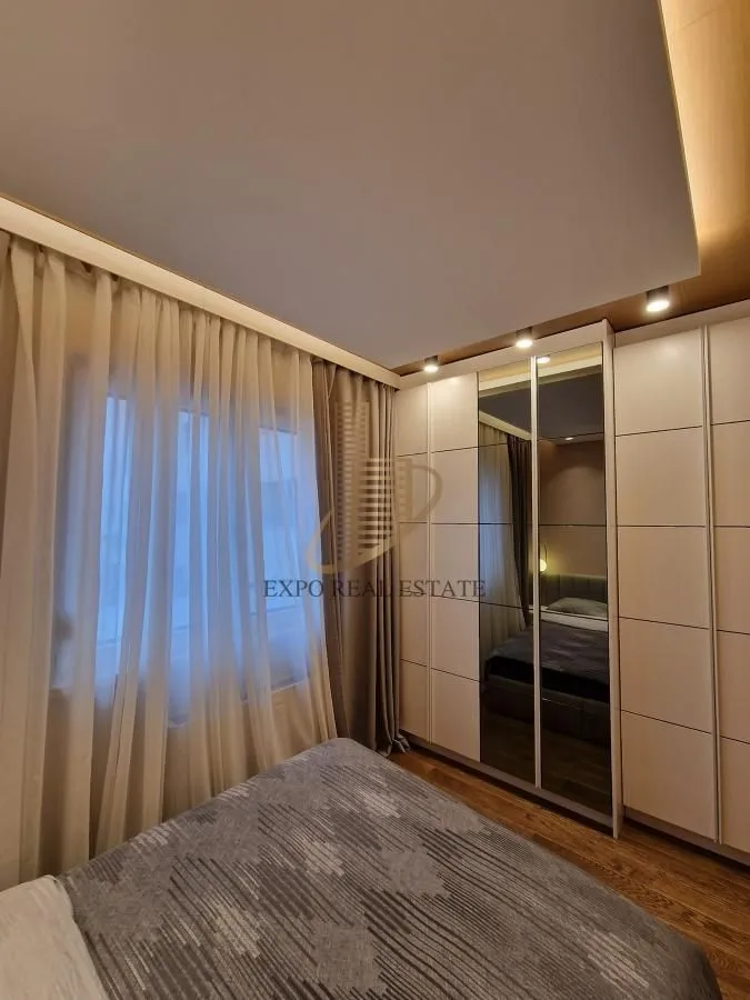Prodaja, jednosoban stan, 39m², Vračar Hram, Vračar Sve Podlokacije