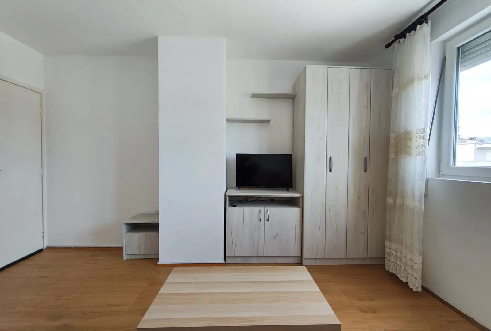 Rent, studio apartment, 30m², Preko Morače, Podgorica