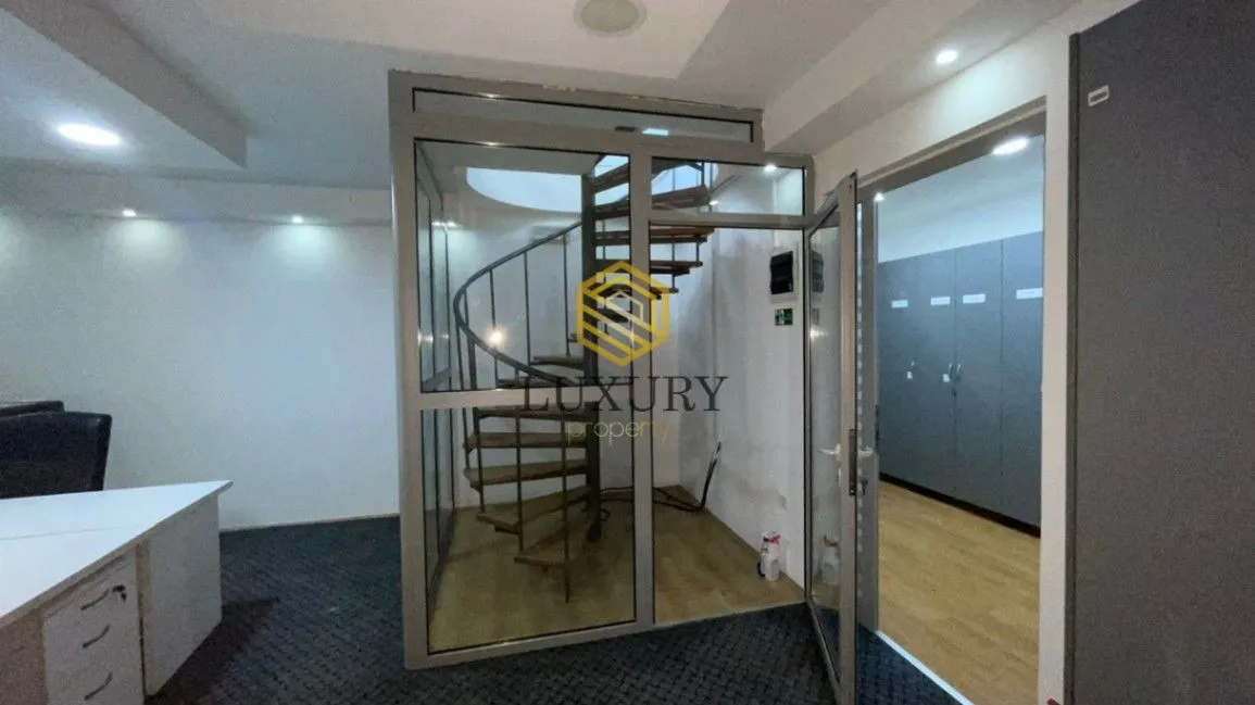 Rent, office space, 140m², Preko Morače, Podgorica