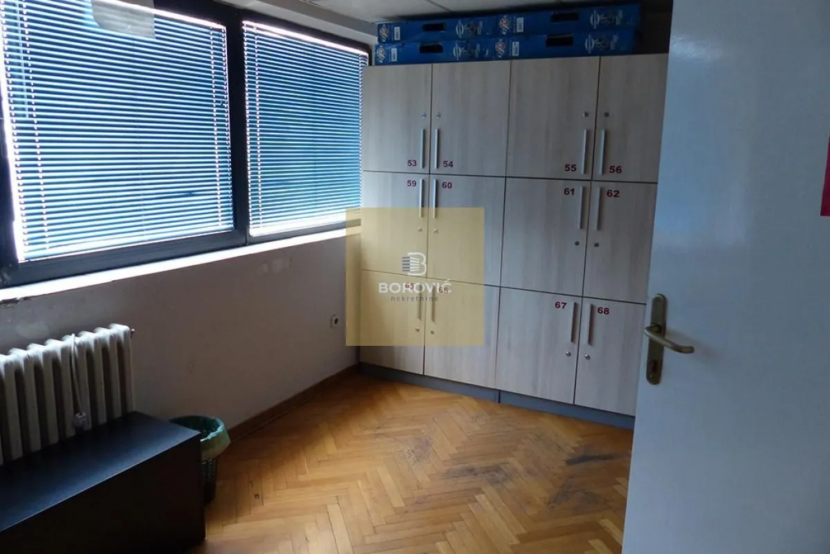 Sale, office space, 273m², Banovo Brdo, Beograd