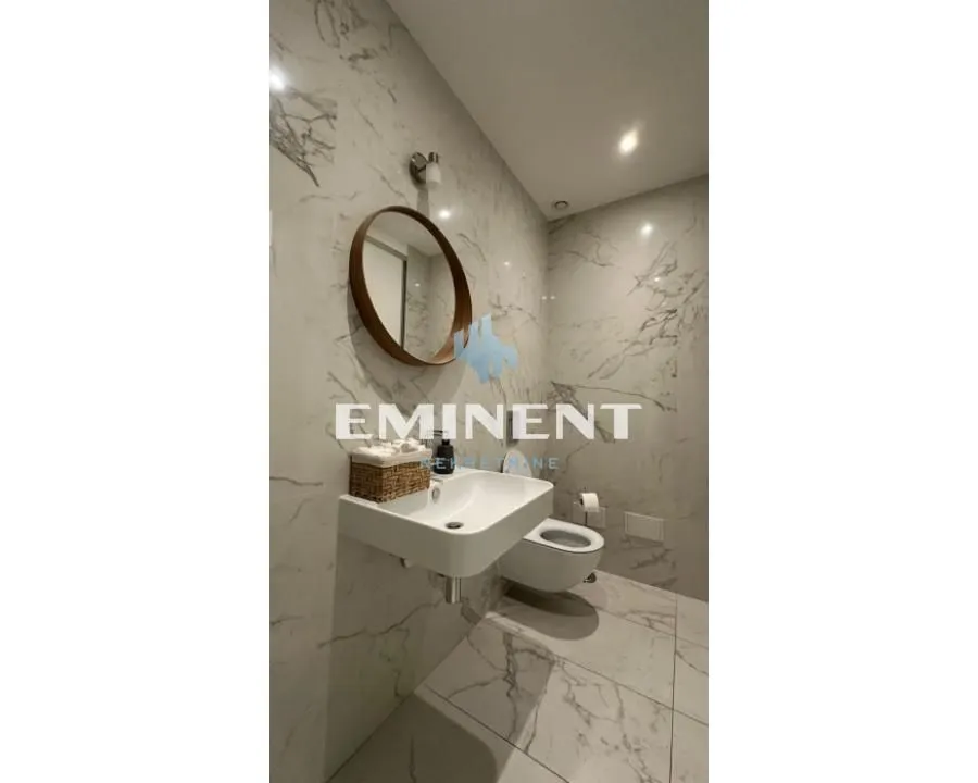 Prodaja, četvorosoban stan, 123m², Novi Beograd Blok 65, Novi Beograd Sve Podlokacije
