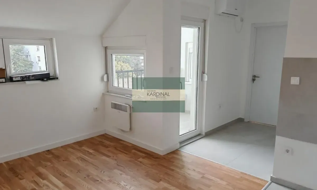Prodaja, jednosoban stan, 36m², Grbavica, Novi Sad Sve Podlokacije