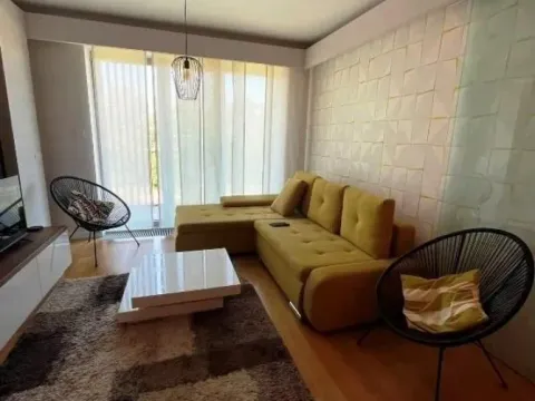 Izdavanje, dvosoban stan, 53m², Novi Beograd Blok 65, Novi Beograd Sve Podlokacije - image 2
