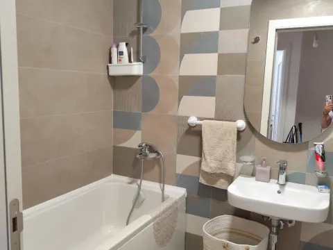 Rent, one bedroom apartment, 47m², Podgorica, Crna Gora - image 3