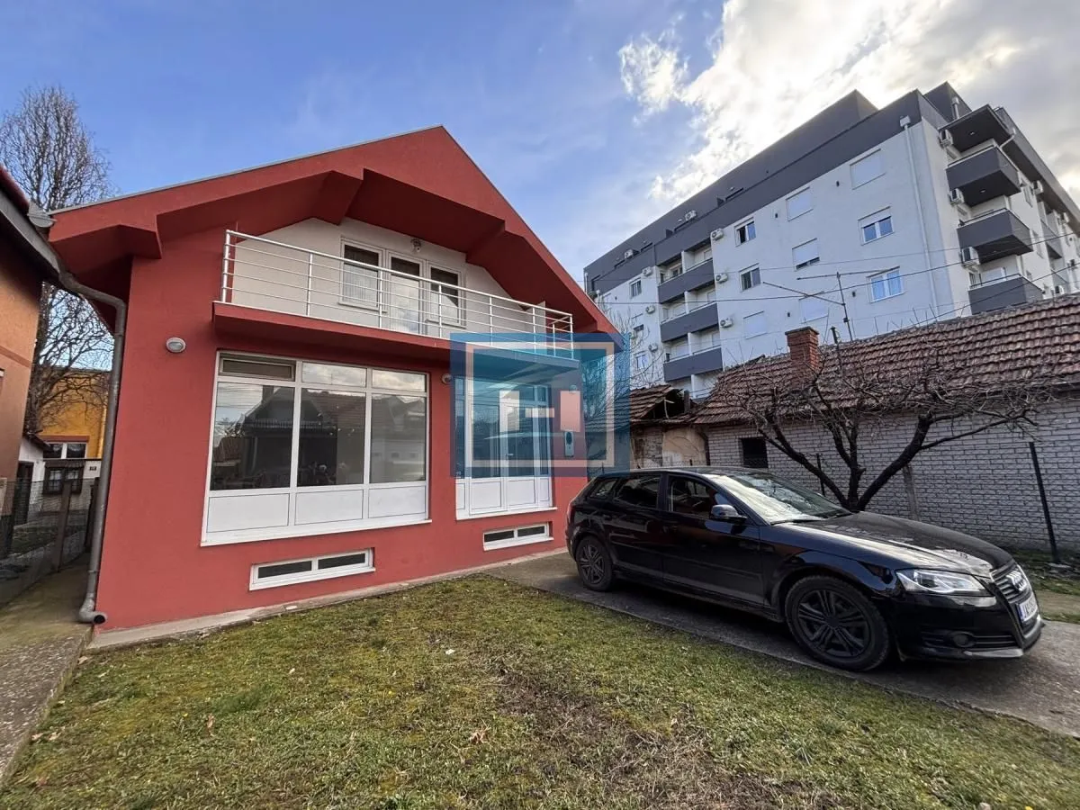 Sale, house, 350m², Centar, Jagodina