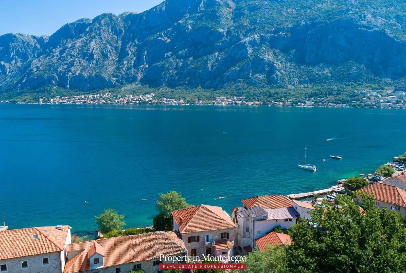 Prodaja, kuća, 321m², Prčanj, Kotor