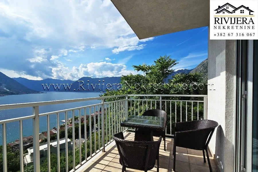 Prodaja, dvosoban stan, 75m², Dobrota, Kotor