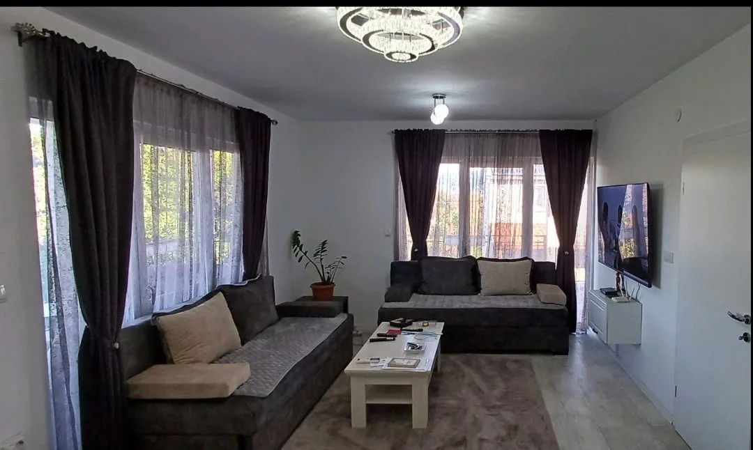 Izdavanje, kuća, 200m², Donji Kokoti, Podgorica