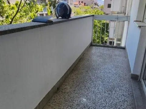 Prodaja, dvosoban stan, 89m², Podgorica, Crna Gora - image 2