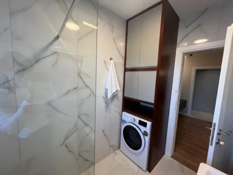 Prodaja, jednosoban stan, 40m², Dalmatinska ulica, Podgorica - image 13