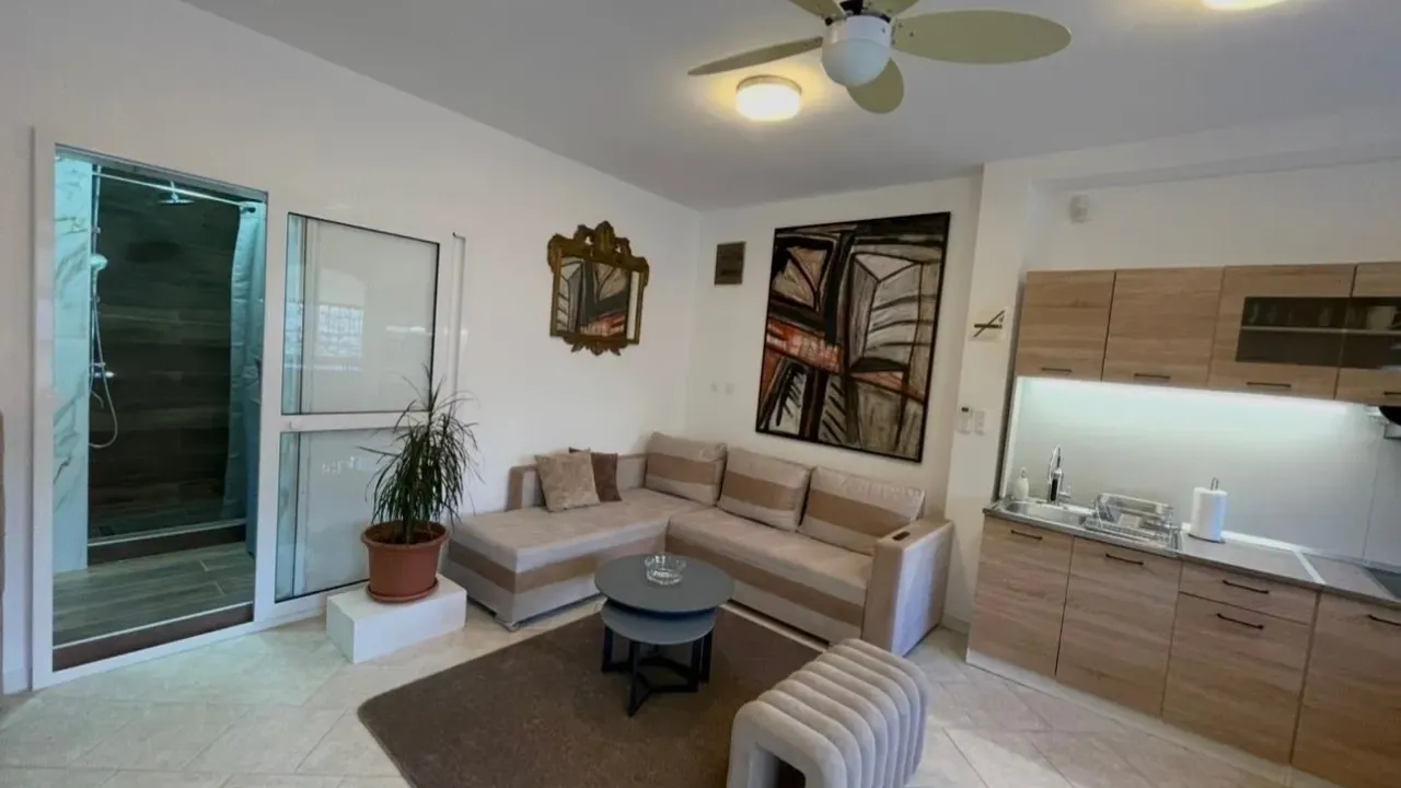 Rent, studio apartment, 35m², Stara Varoš, Podgorica