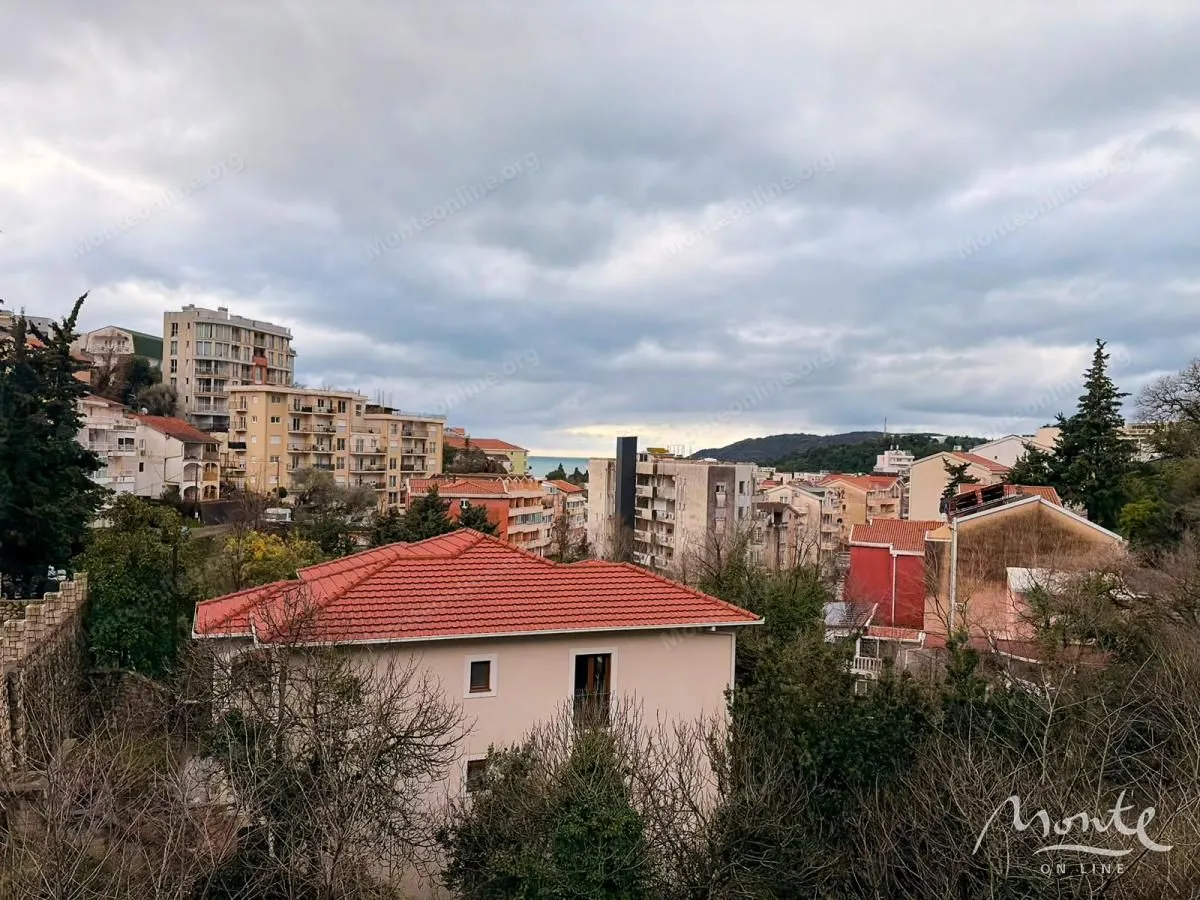Sale, one bedroom apartment, 39m², Bečići, Budva
