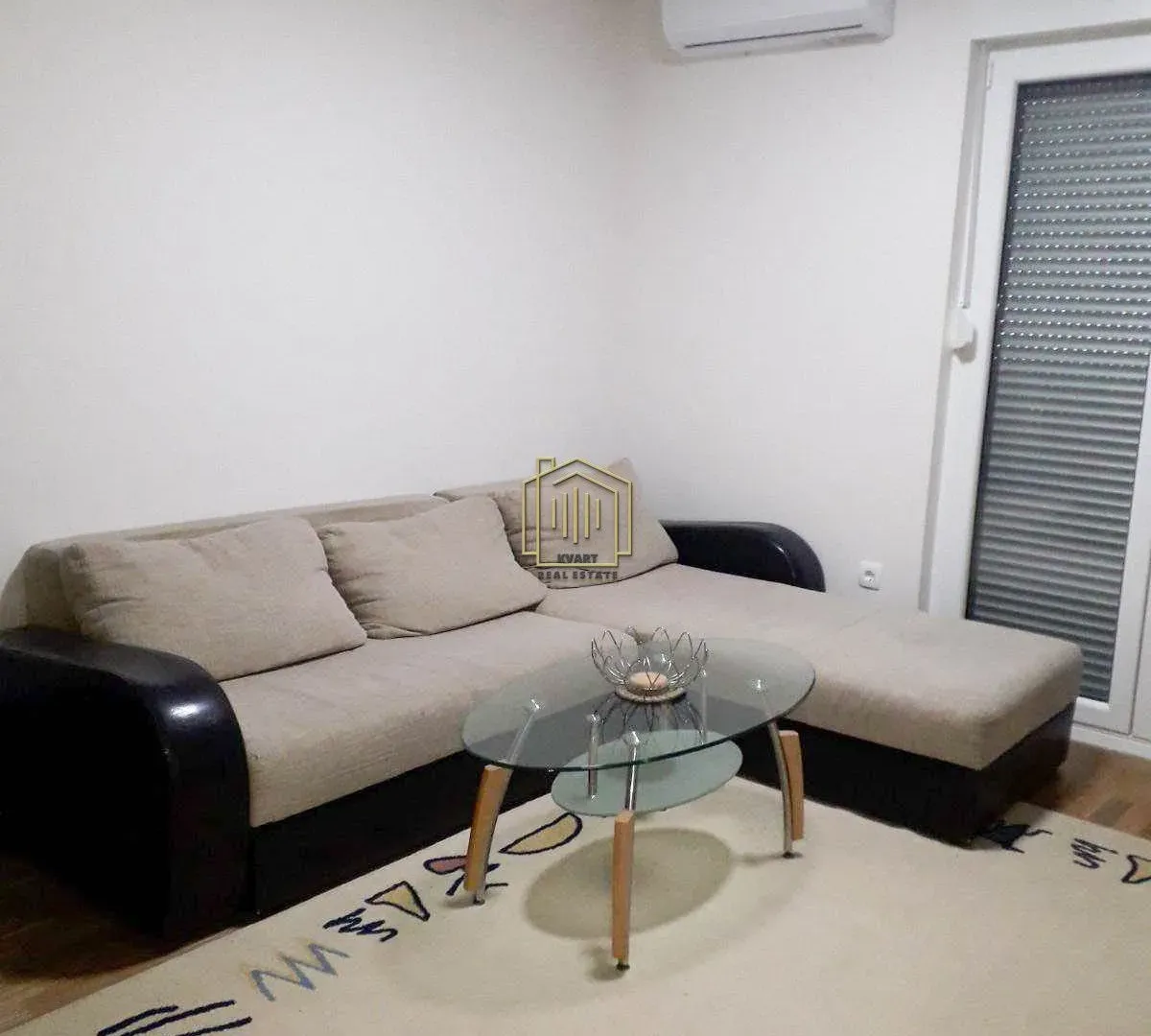 Izdavanje, jednosoban stan, 45m², Pobrežje, Podgorica