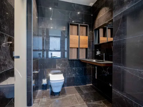 Prodaja, dvosoban stan, 95m², Budva, Crna Gora - image 17