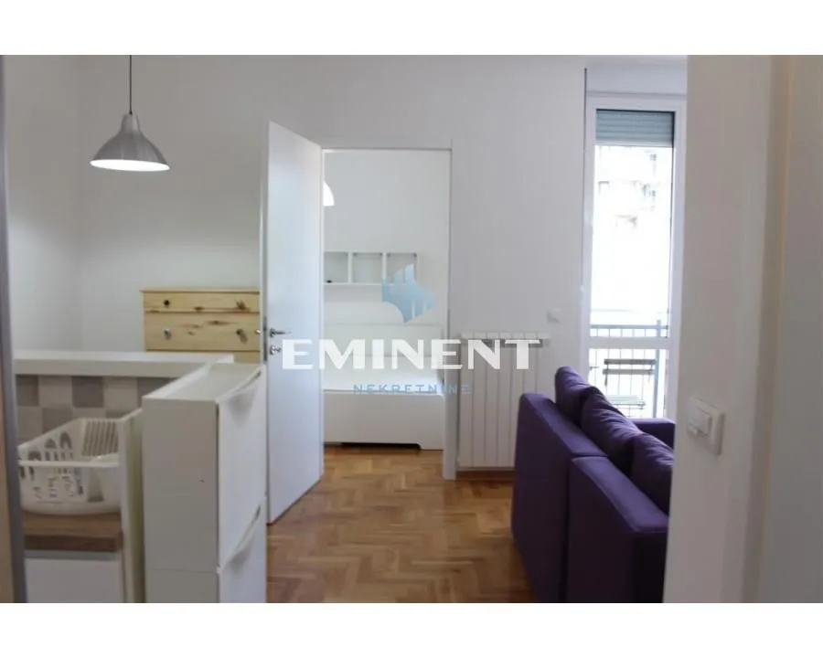 Izdavanje, stan, 38m², Lekino Brdo, Voždovac Sve Podlokacije