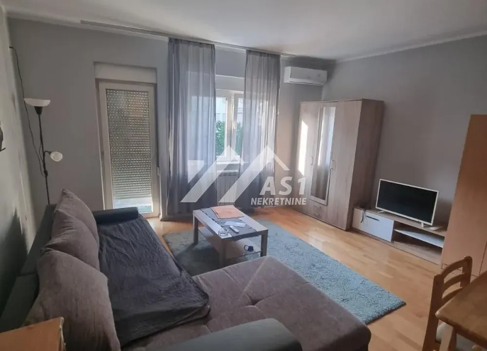Rent, apartment, 28m², Bulevar Oslobodjenja, Novi Sad Sve Podlokacije