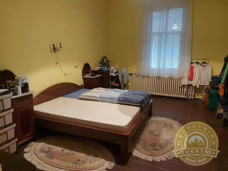 Prodaja, kuća, 187m², Sremska Kamenica, Petrovaradin