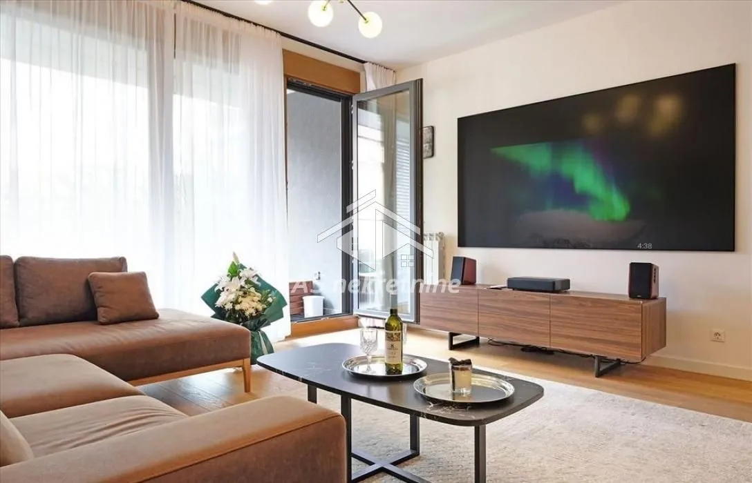 Rent, three bedroom apartment, 89m², Savski Venac, Beograd
