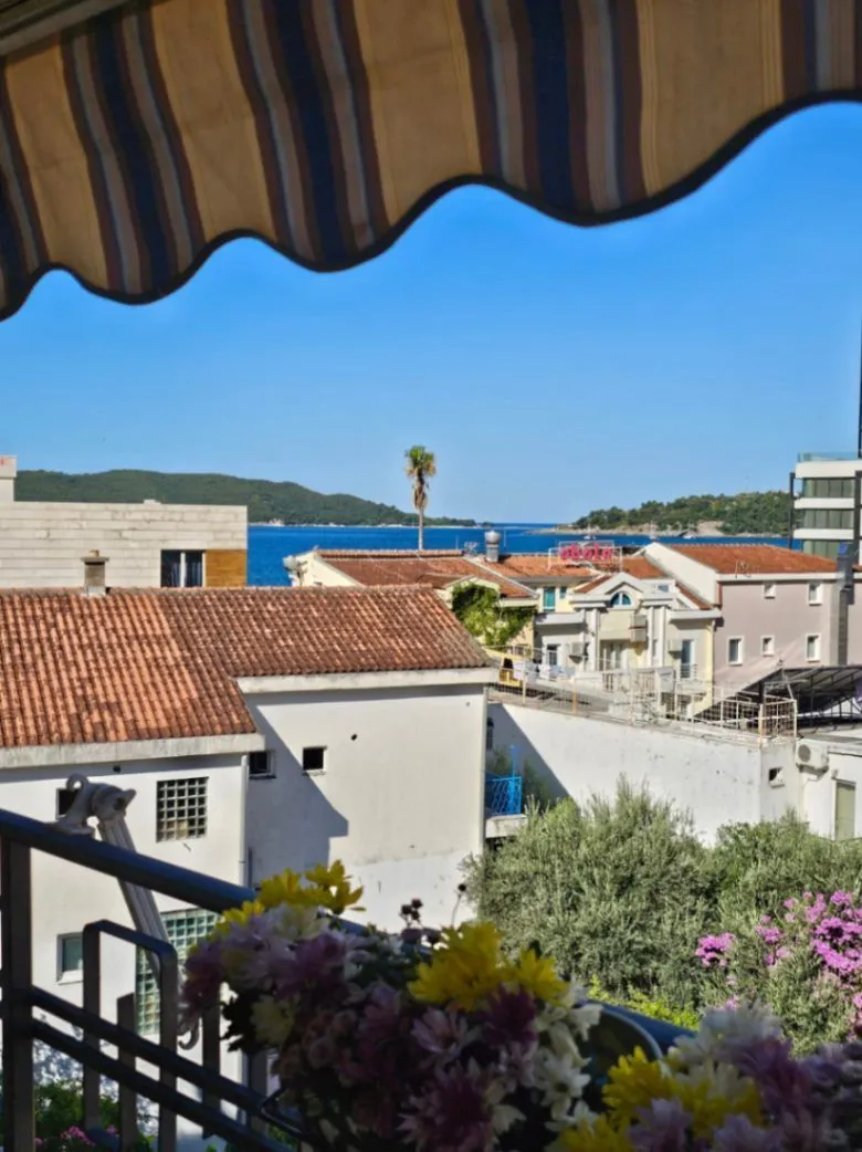 Sale, one bedroom apartment, 39m², Rafailovići, Budva