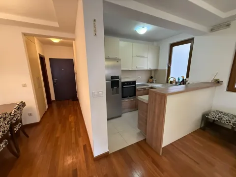 Rent, two bedroom apartment, 71m², Centar, Budva - image 4