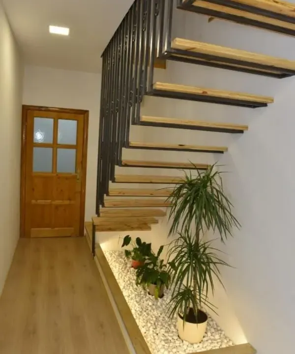 Rent, four bedroom apartment, 218m², Kotor, Crna Gora