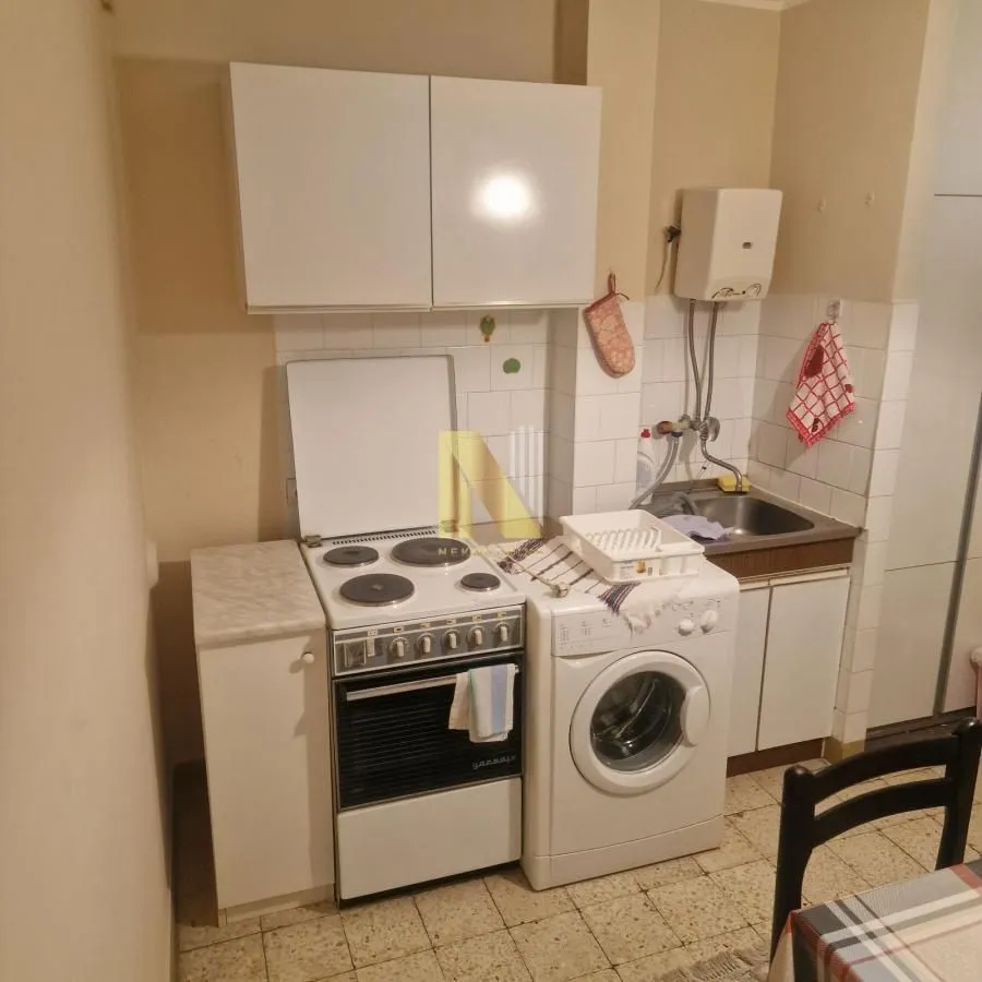 Izdavanje, jednosoban stan, 31m², Bulevar Oslobodjenja, Novi Sad Sve Podlokacije