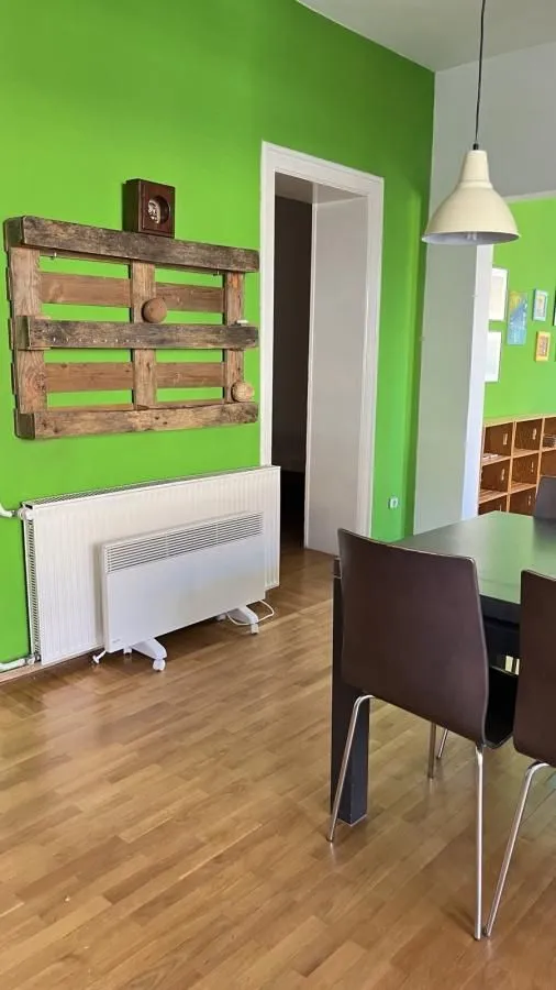Izdavanje, trosoban stan, 80m², Staro groblje, Niš