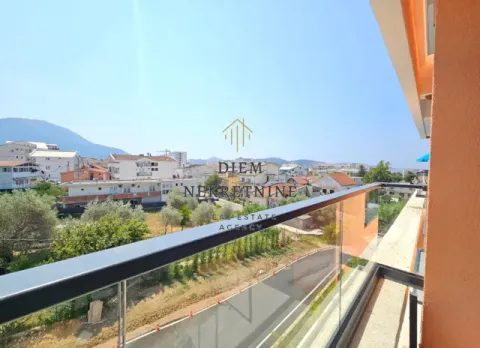 Rent, one bedroom apartment, 44m², Šušanj, Bar - image 9