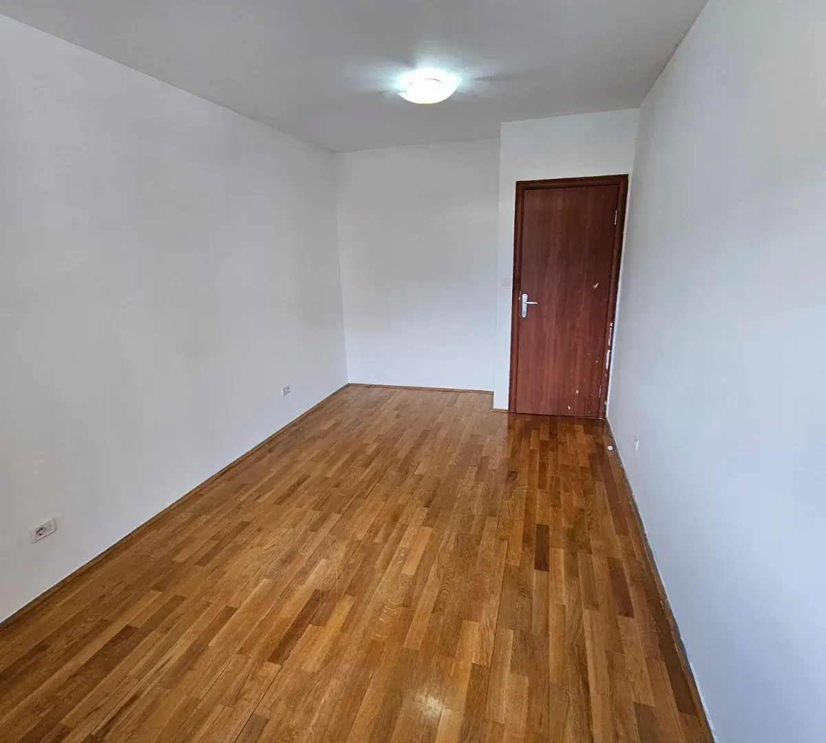 Prodaja, jednosoban stan, 45m², Stari Aerodrom, Podgorica