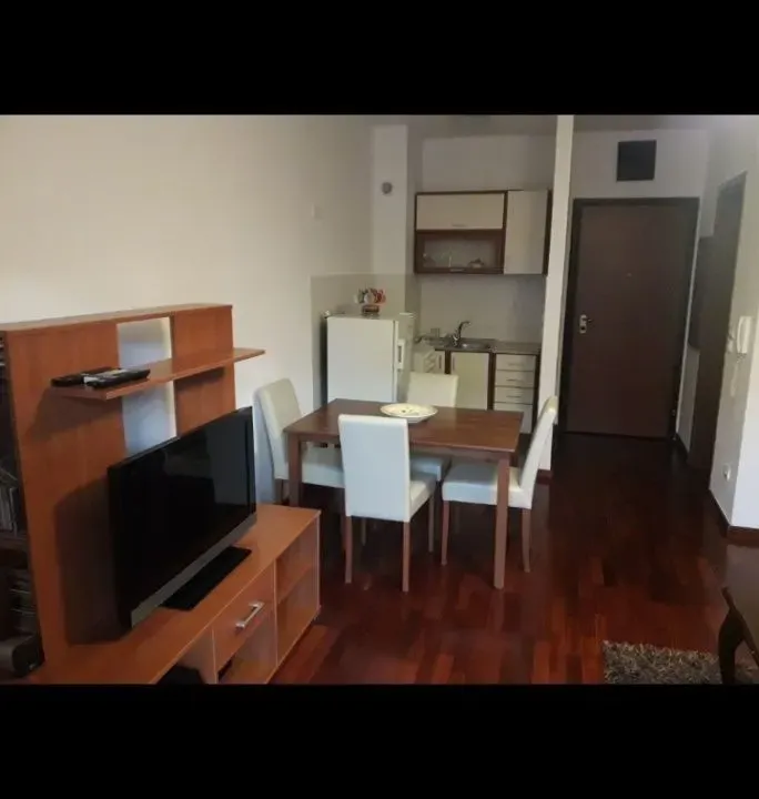 Izdavanje, garsonjera, 31m², City Kvart, Podgorica
