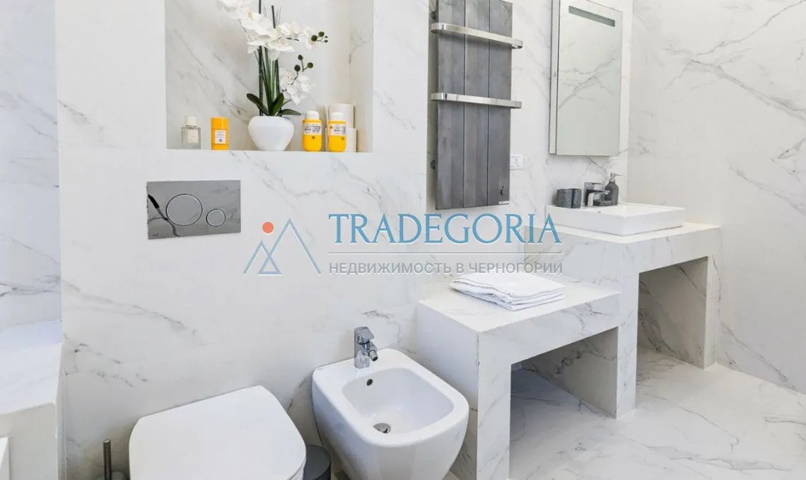 Prodaja, kuća, 365m², Utjeha, Ulcinj