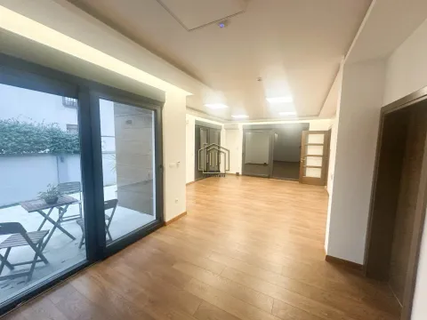 Rent, office space, 160m², Dalmatinska ulica, Podgorica - image 10