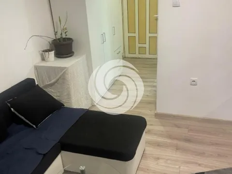 Izdavanje, trosoban stan, 46m², Voždovac Sve Podlokacije, Beograd - image 11