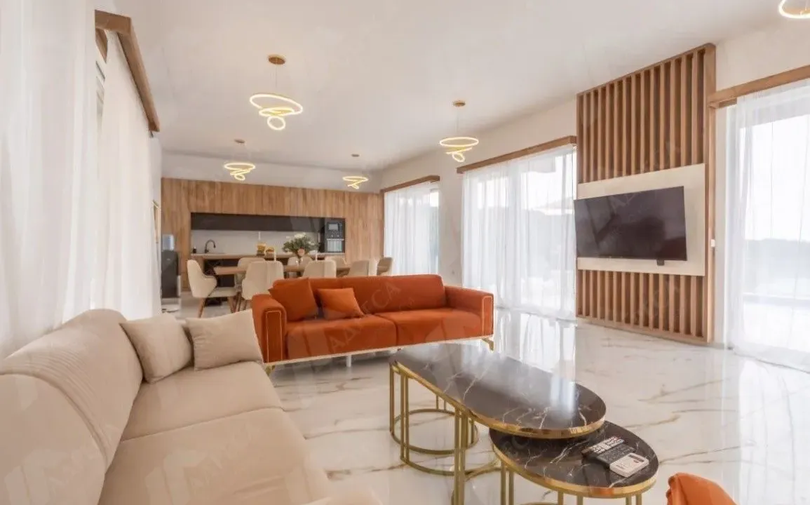 Prodaja, kuća, 505m², Dobre Vode, Bar