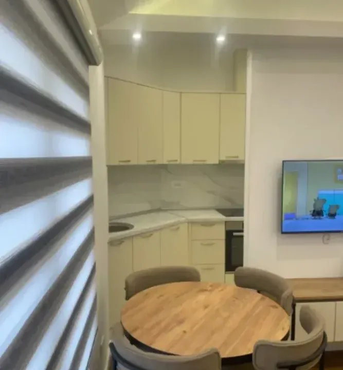 Izdavanje, dvosoban stan, 60m², Zagorič, Podgorica