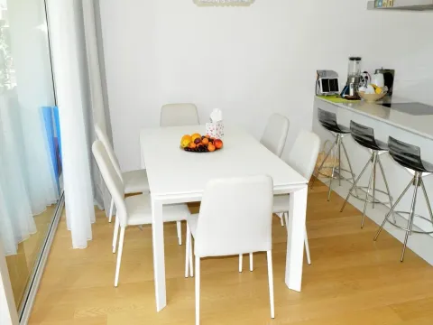 Prodaja, stan, 100m², Budva, Crna Gora - image 8