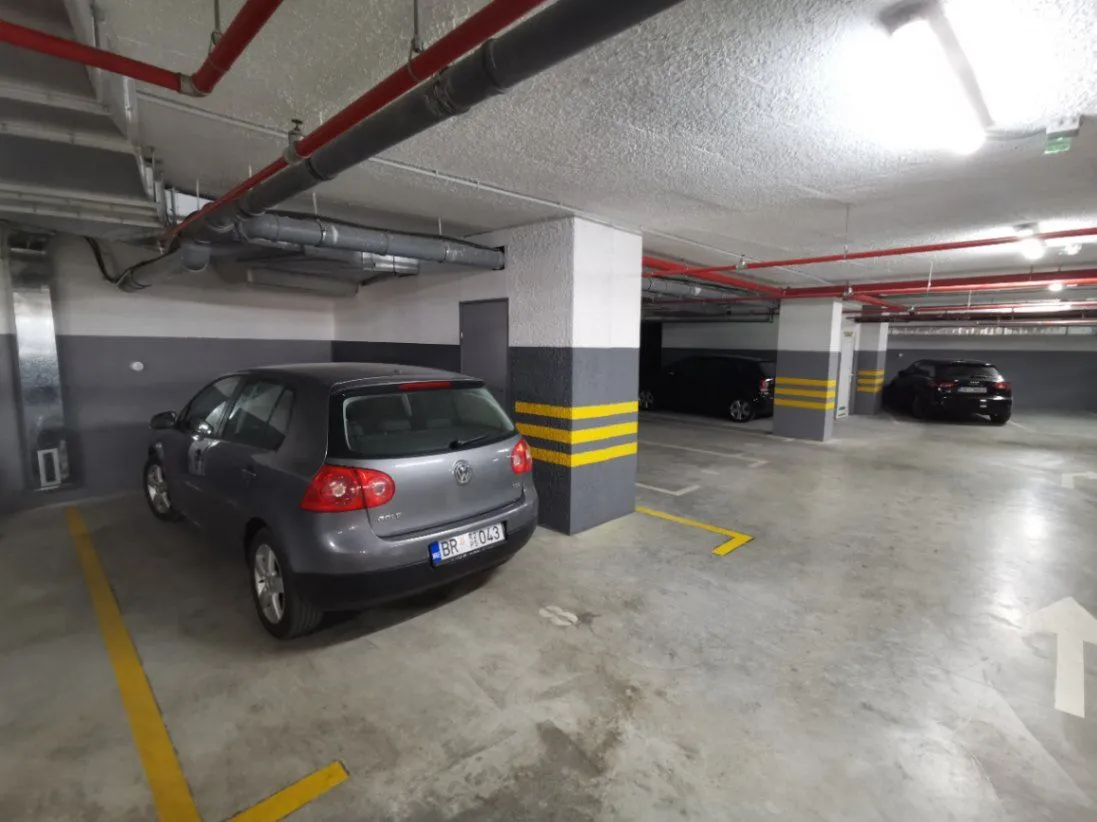 Prodaja,  parking/garaža, 12m2, Bar