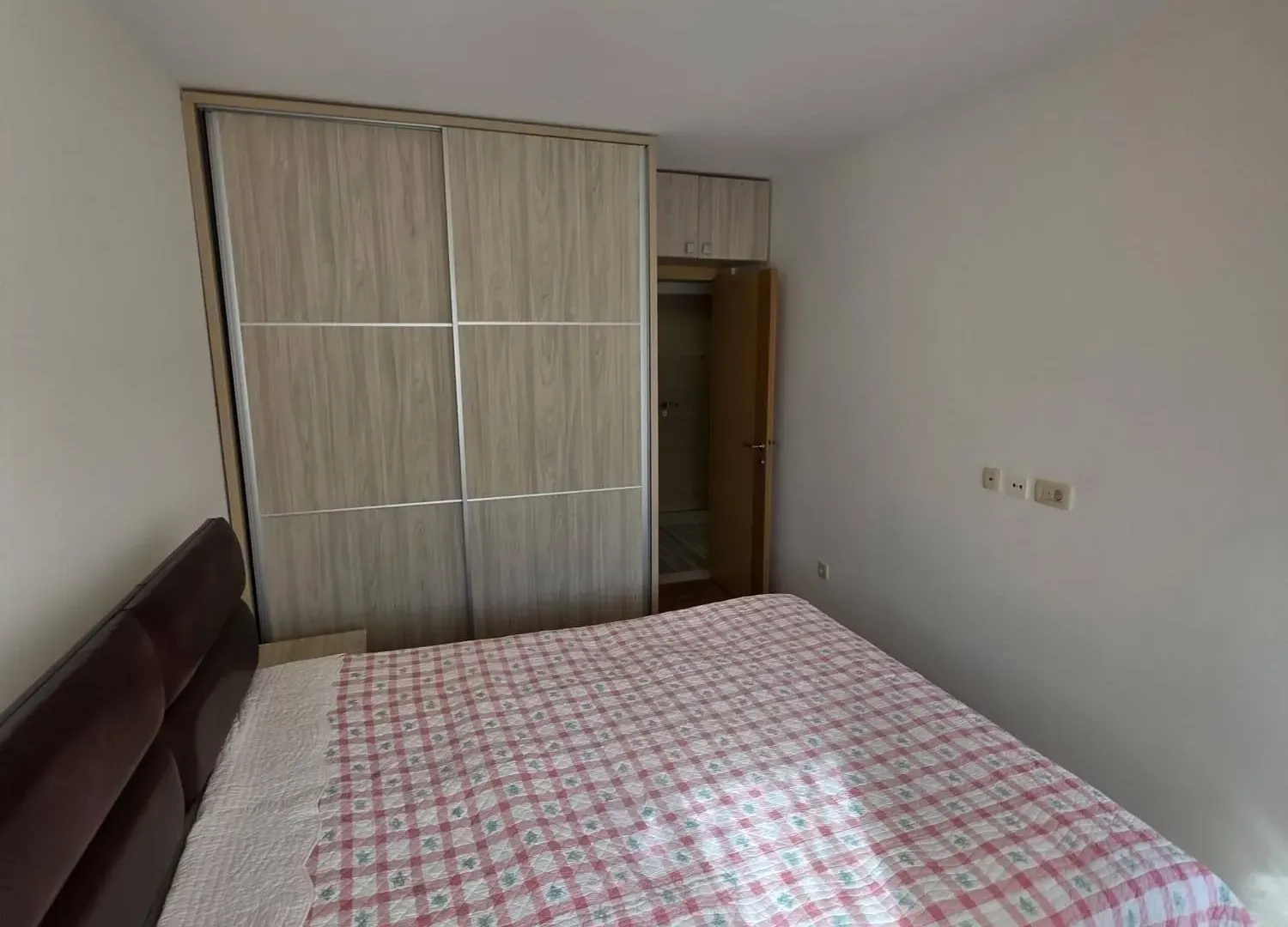 Rent, one bedroom apartment, 44m², Stari Aerodrom, Podgorica
