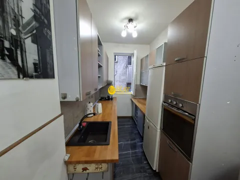 Izdavanje, dvosoban stan, 75m², Slavija, Vračar Sve Podlokacije - image 7