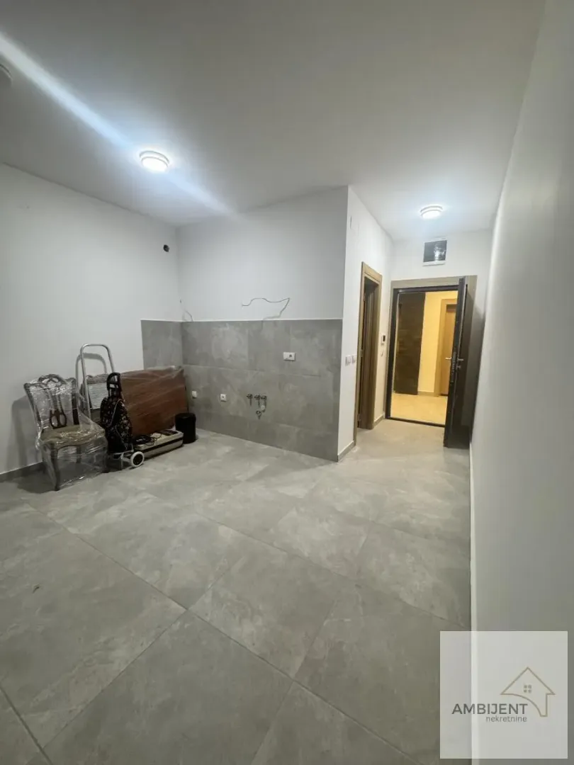 Prodaja, jednosoban stan, 34m², Stari Banovci, Stara Pazova