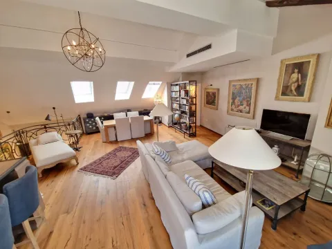 Sale, three bedroom apartment, 192m², Stari Grad, Budva - image 12