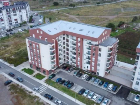 Sale, one bedroom apartment, 29m², Stari Aerodrom, Podgorica - image 11